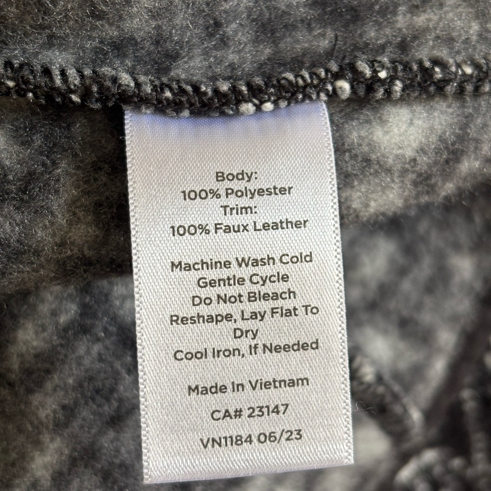T by Talbots jacket size XS fleece inside - Picture 5 of 7